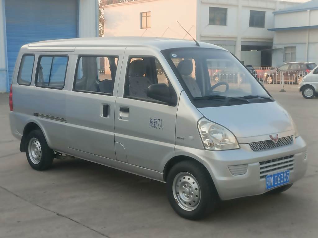 Wuling Rongguang 2021 1.5LL3C