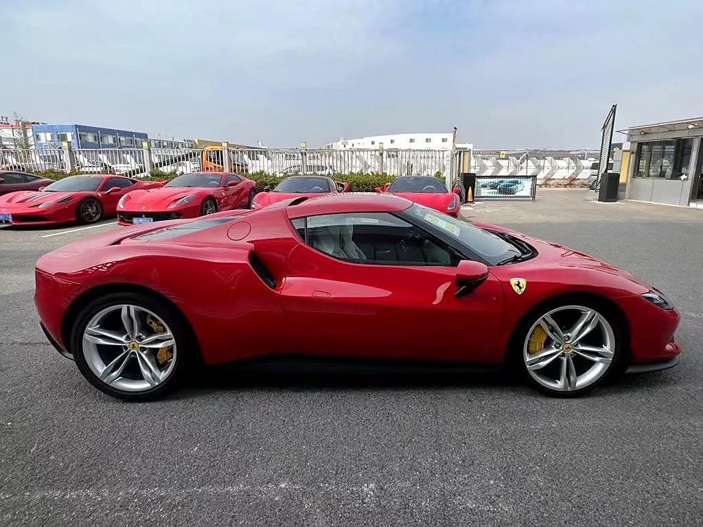 Ferrari 296 GTB 2021 3.0T V6 GTB