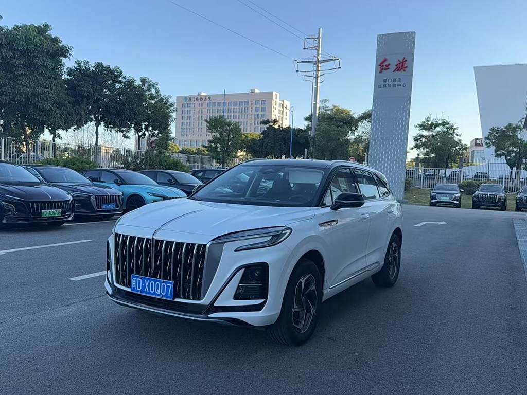 Hongqi HS3 2023 1.5T