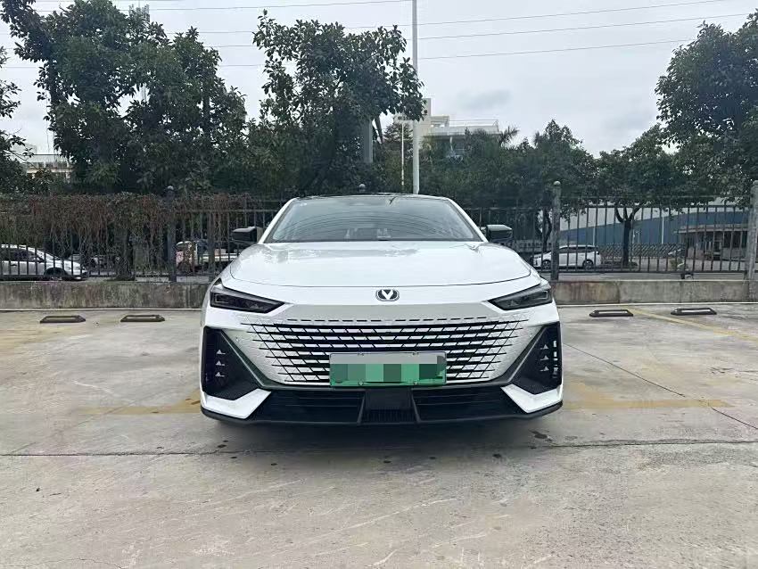 Changan UNI-V iDD 2023 iDD 1.5T 113km