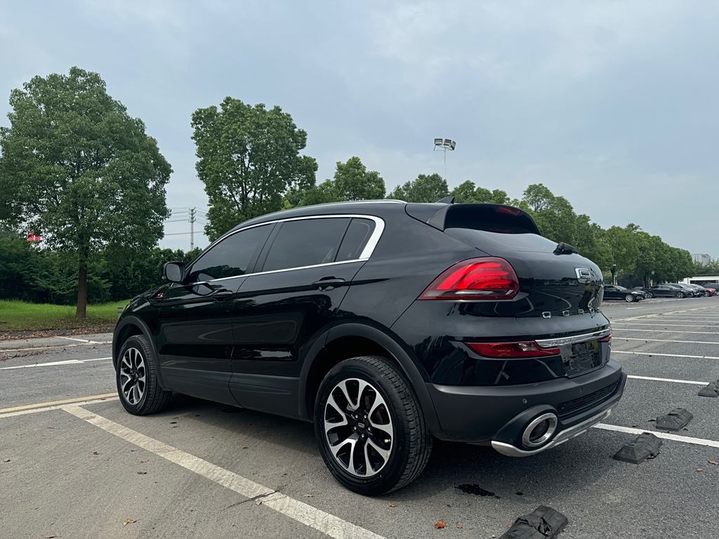 Qoros 5 2019 Qoros 5S 1.6TGDI