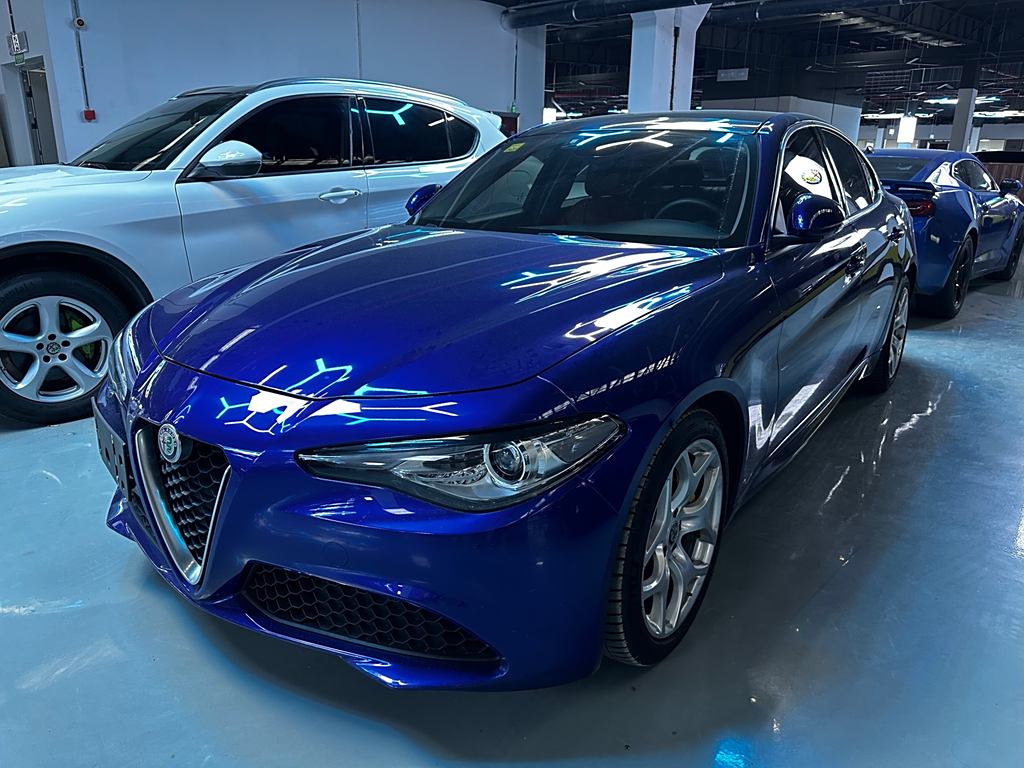 Alfa Romeo Giulia 2020 2.0T 280HP