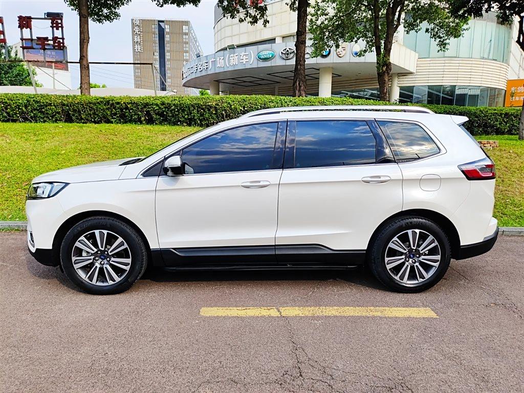 Ford Edge 2021 PLUS EcoBoost 245  5