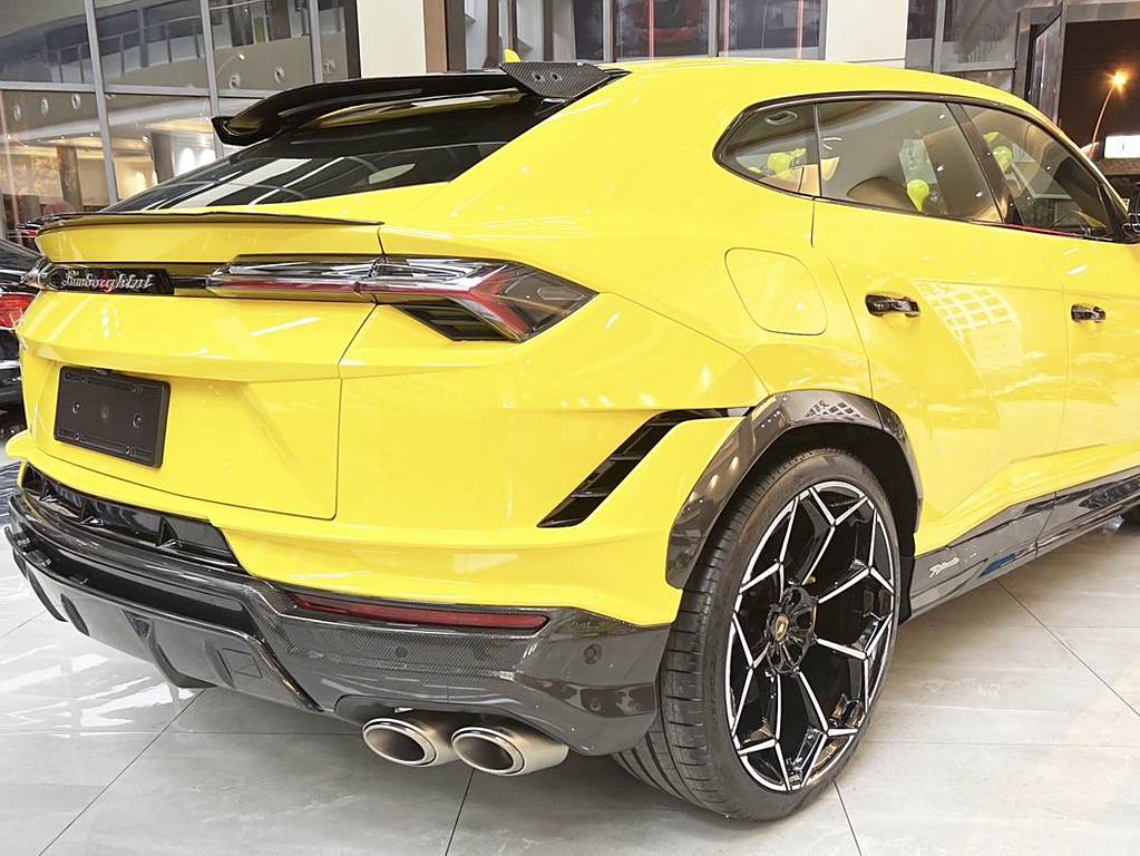 Urus 2022 4.0T V8 Performante