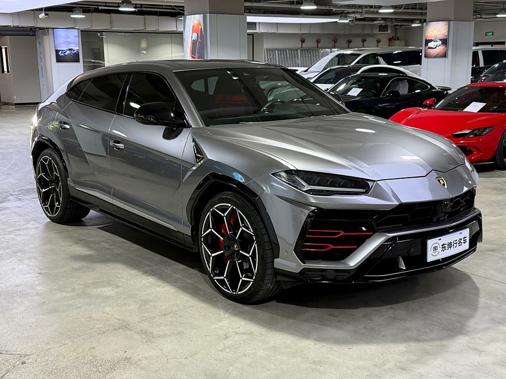 Urus 2018 4.0T V8