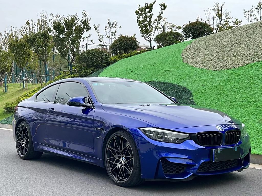 BMW M4 2019 M4Спортивный автомобиль (Sports car)