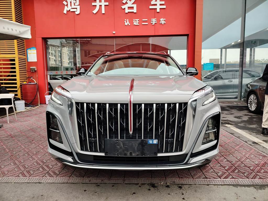 Hongqi HS3 2023 2.0T  Полный привод