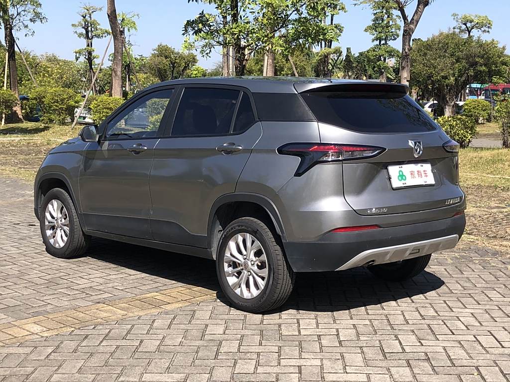 Baojun 510 2021 1.5L CVT