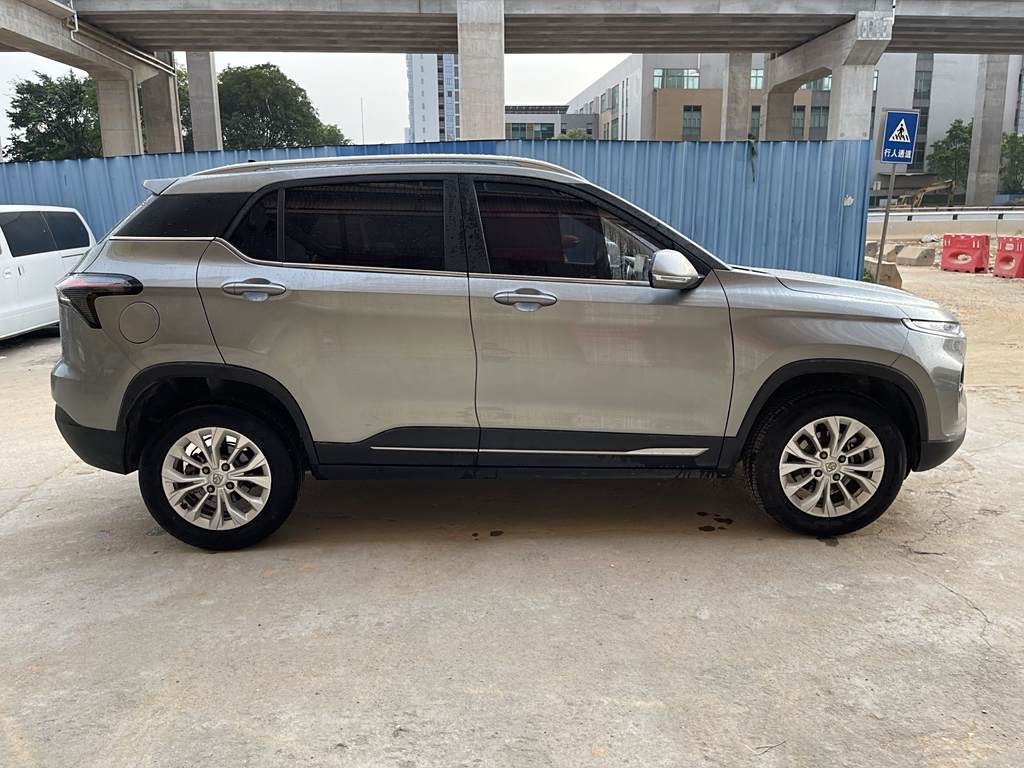 Baojun 510 2021 1.5L CVT