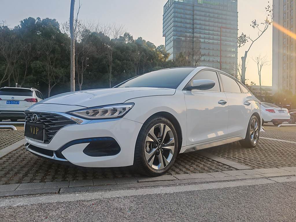 Hyundai Veloster 2019 280TGDi  V