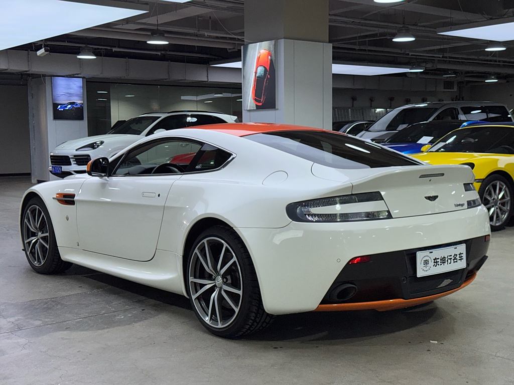 Aston Martin V8 Vantage 2016 4.7L Coupe