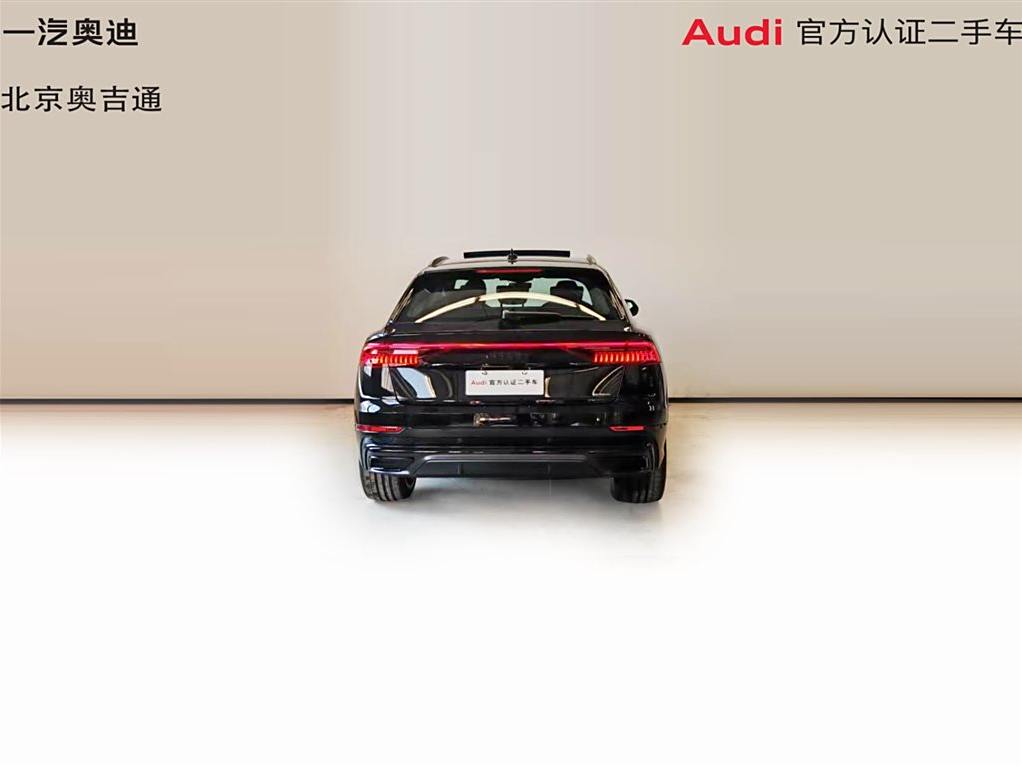 Audi Q8 2022 55 TFSI