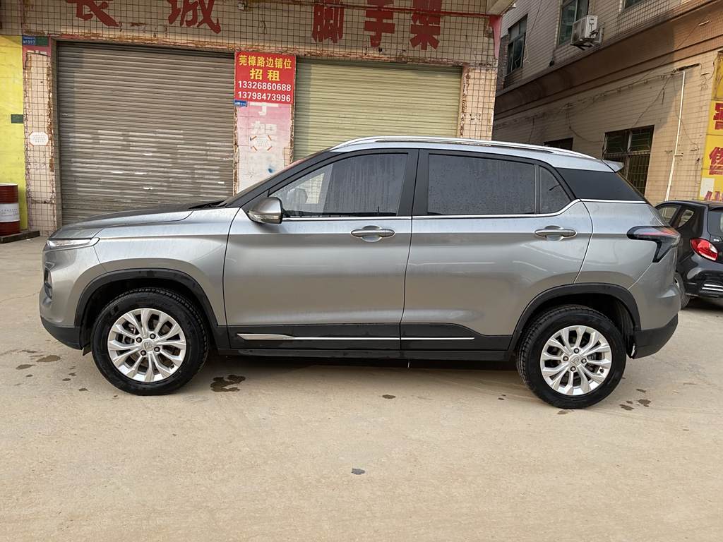 Baojun 510 2021 1.5L CVT