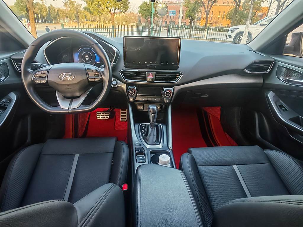 Hyundai Veloster 2019 280TGDi  V