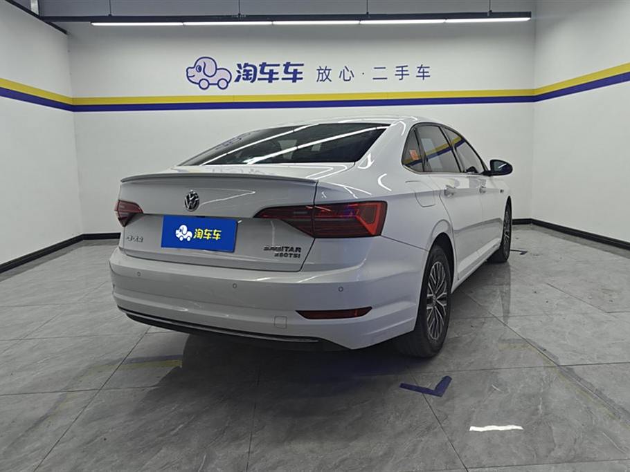 Volkswagen Jetta 2020 200TSI DSG  Euro VI