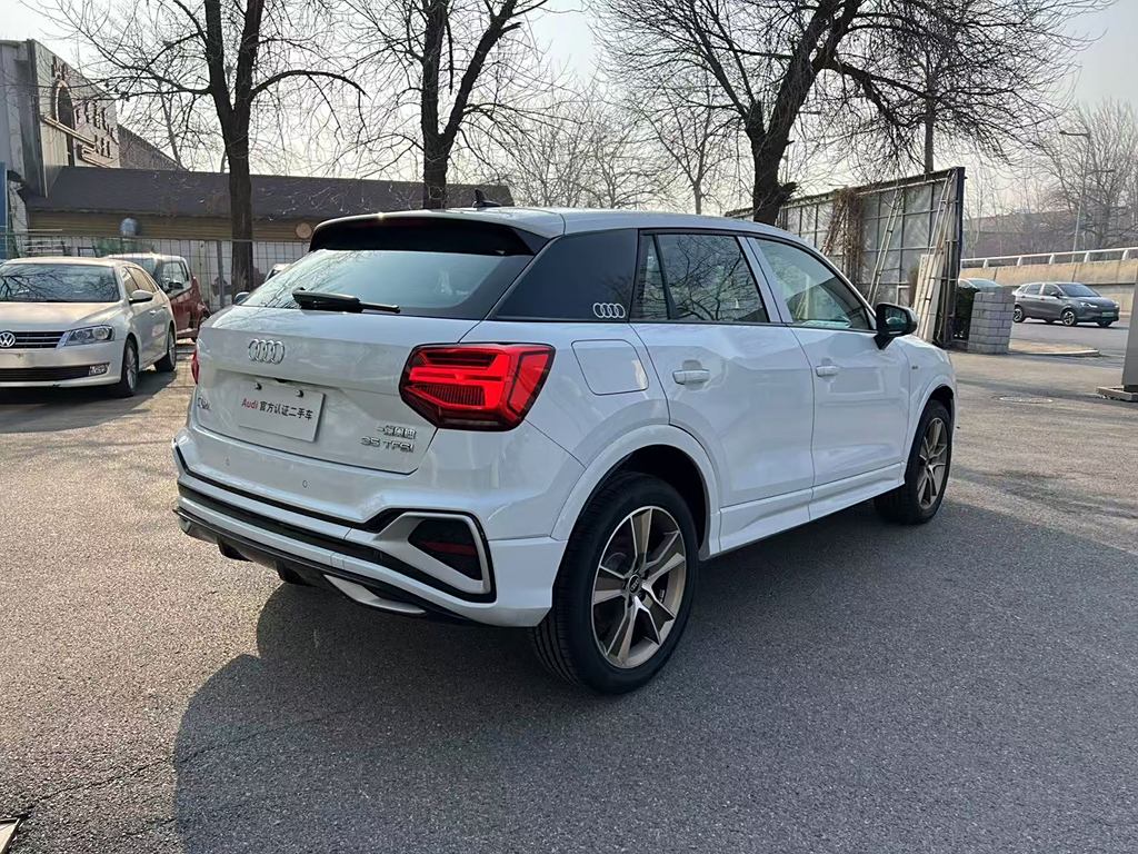 Audi Q2L 2024 35TFSI