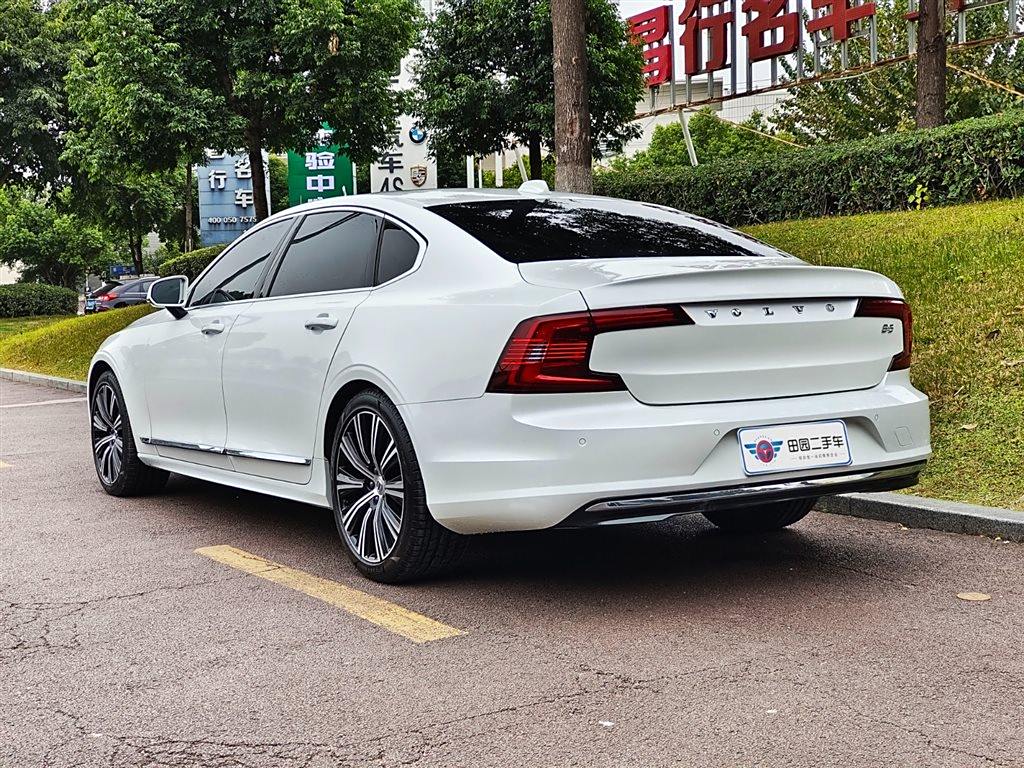 Volvo S90 2024 B5