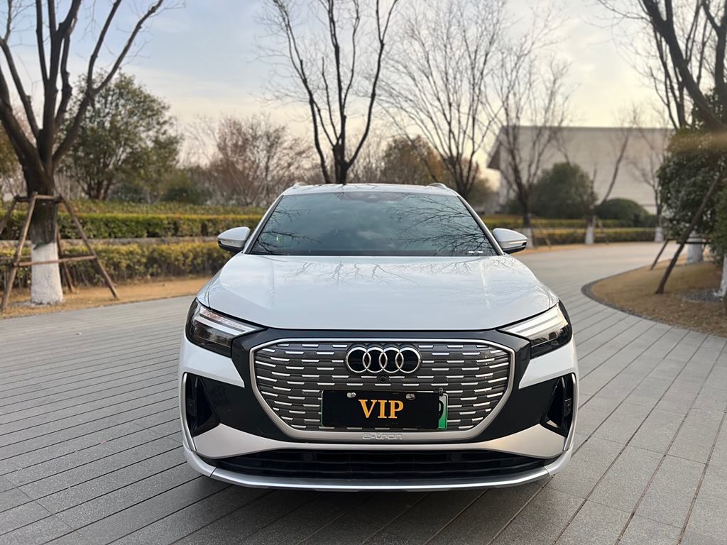 Audi Q4 e-tron 2023 40 e-tron