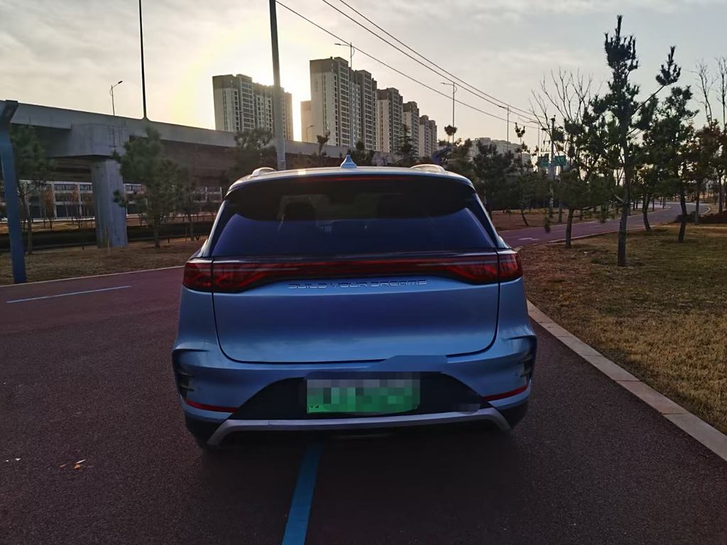 BYD Tang EV 2024 DM-p  215KM  Полный привод