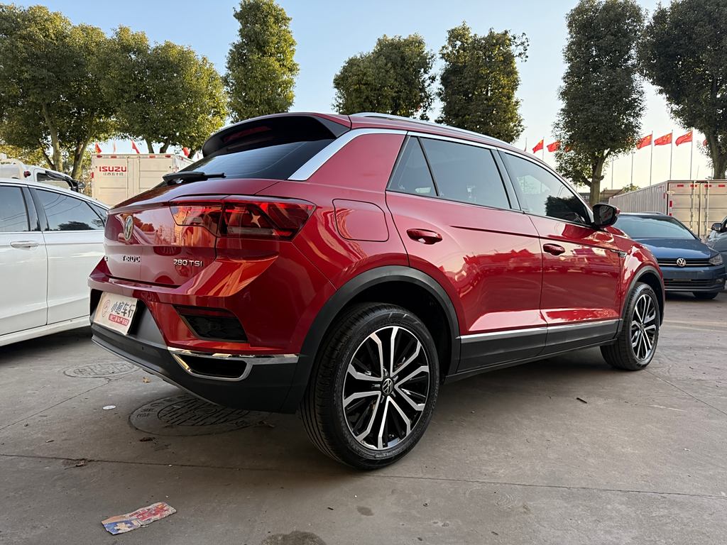 Volkswagen T-ROC 2021  280TSI DSG