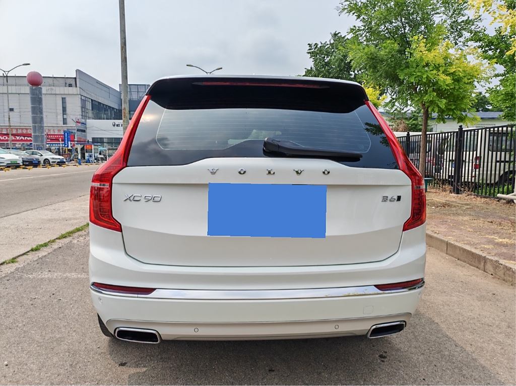 Volvo XC90 2021 B6  7