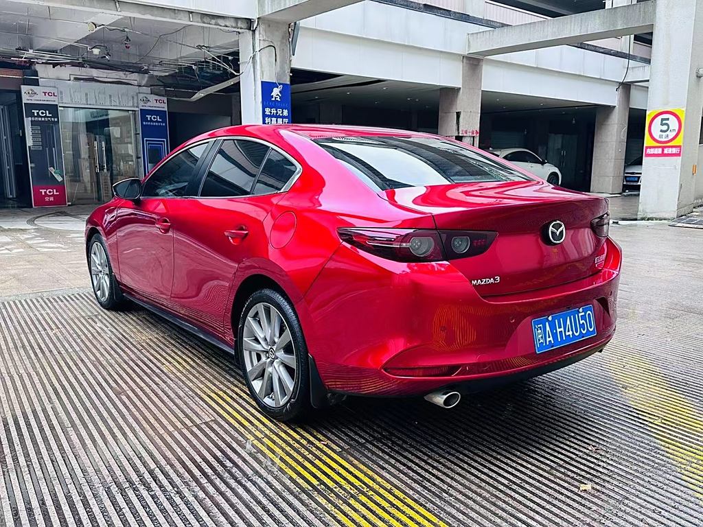 Mazda3 Axela 2021 2.0L Автоматическая