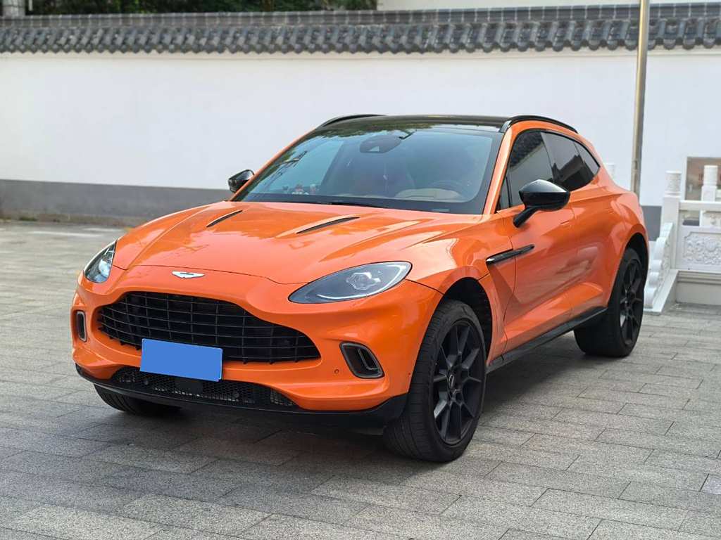 Aston Martin DBX 2022 4.0T V8