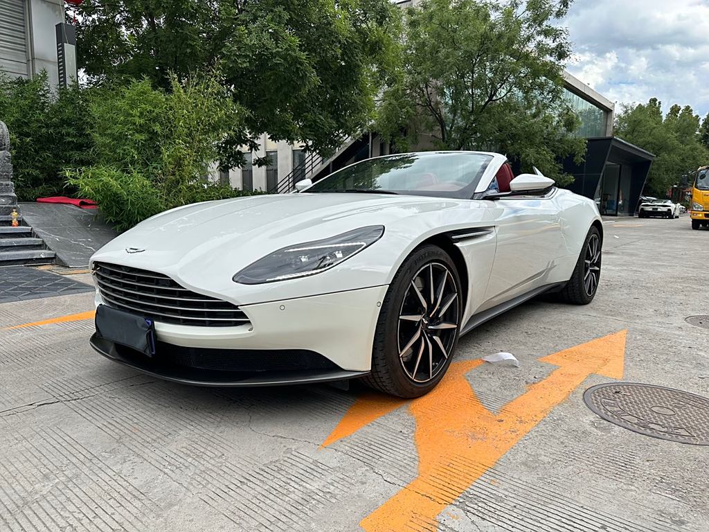 Aston Martin DB11 2022 4.0T V8 Volante