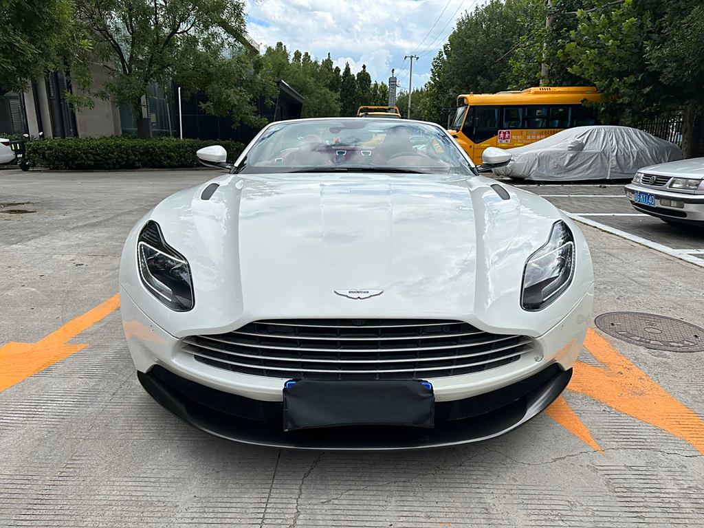 Aston Martin DB11 2022 4.0T V8 Volante