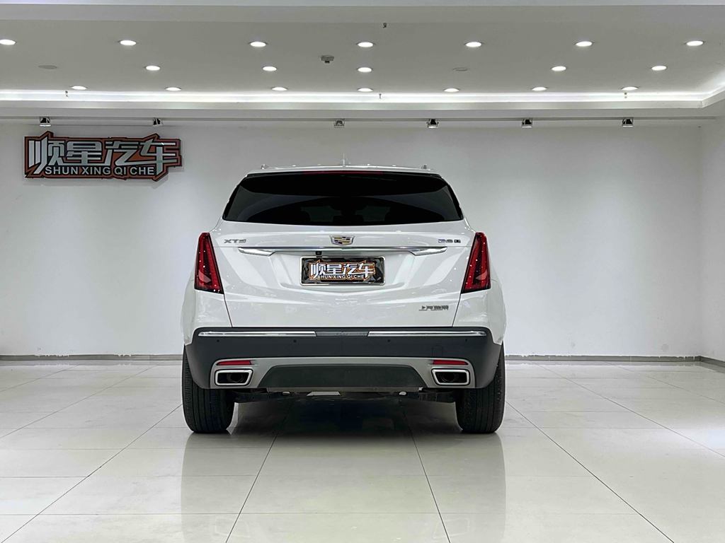 Cadillac XT5 2021 2.0T  Luxury