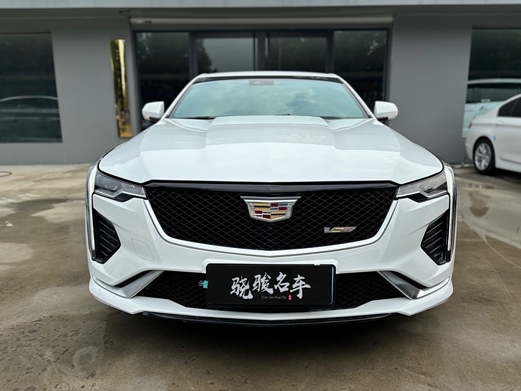 Cadillac CT4 2020 28T