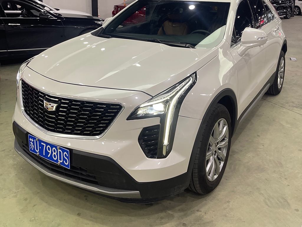 Cadillac XT4 2022 28T