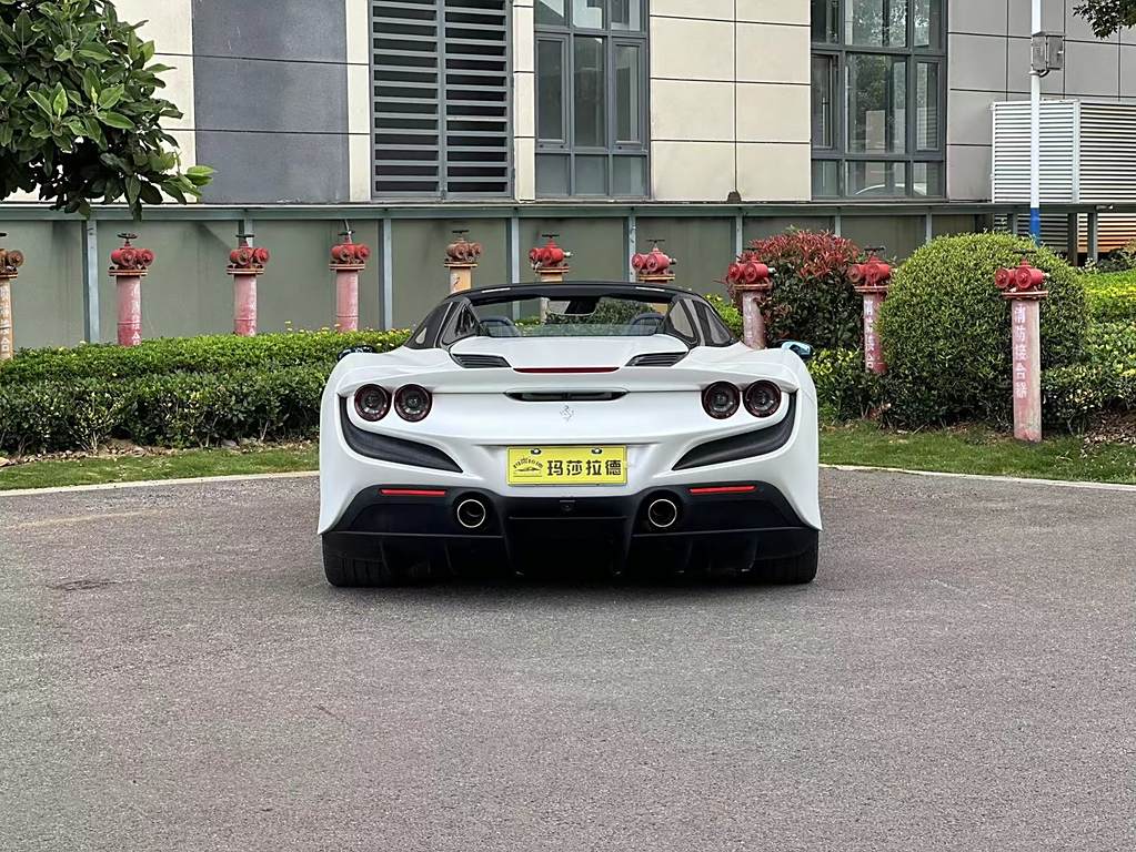 Ferrari F8 2020 Spider 3.9T V8