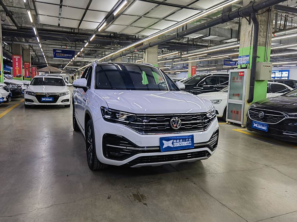 Volkswagen Tayron 2020 380TSI Полный приводR-Line