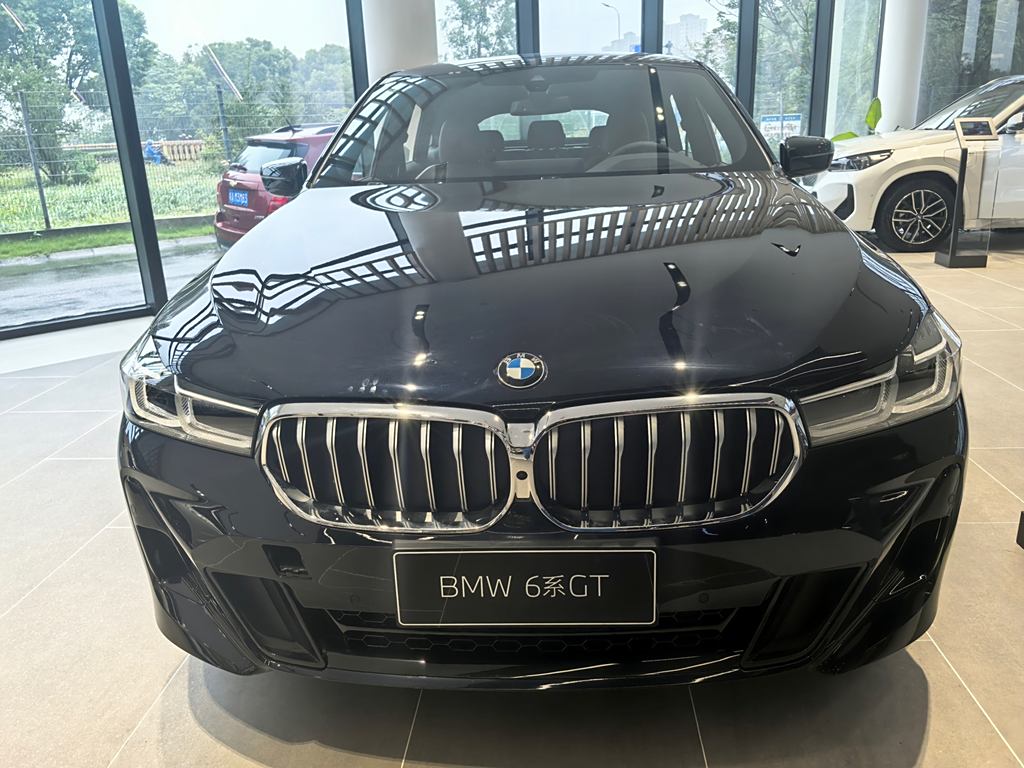 BMW 6 Series GT 2024 630i M