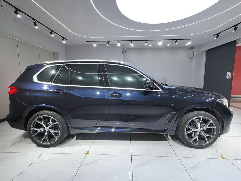 BMW X5 2021 xDrive40i  M Sport Package