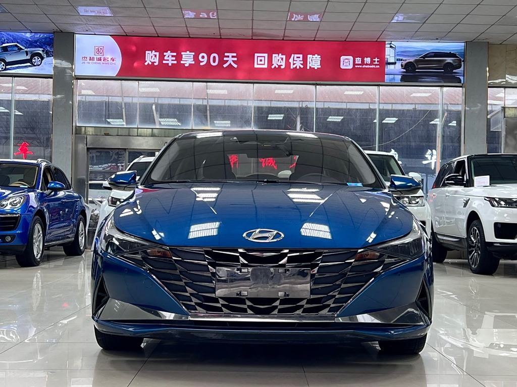 Hyundai Elantra 2021 1.5L CVT LUX