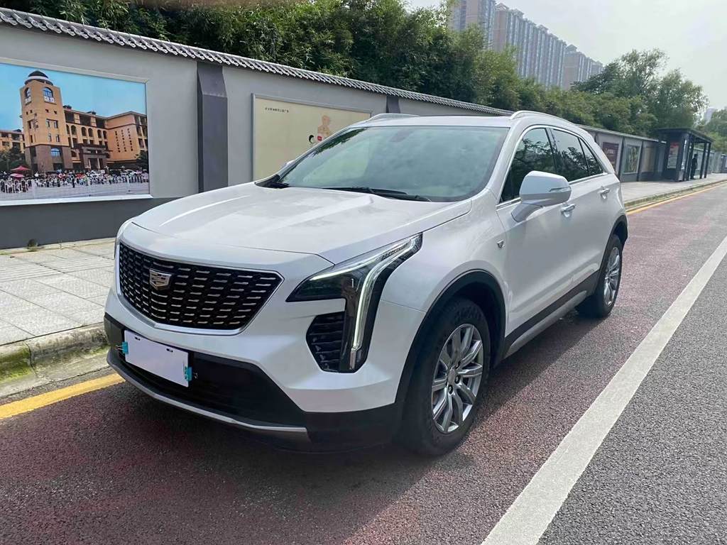 Cadillac XT4 2020 28T