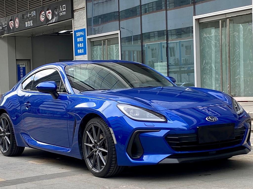 Subaru BRZ 2023 2.4L Ручная10