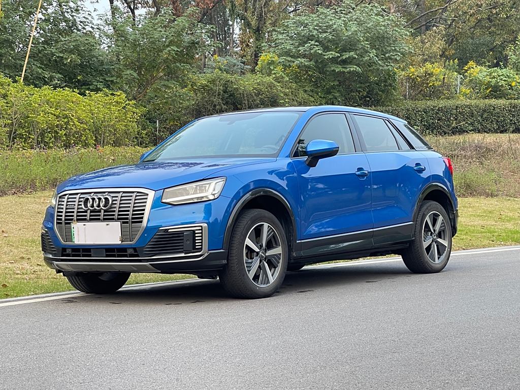 Audi Q2L e-tron 2019 Q2L e-tron