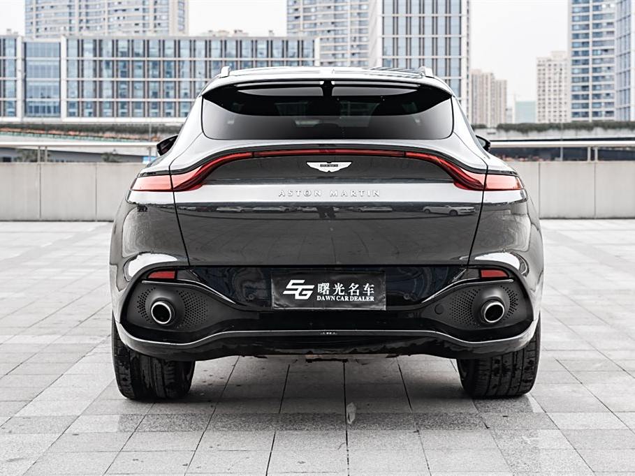 Aston Martin DBX 2020 4.0T V8