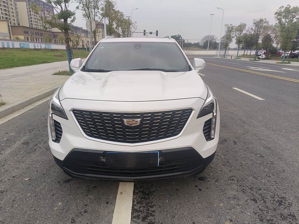 Cadillac XT4 2021 28T