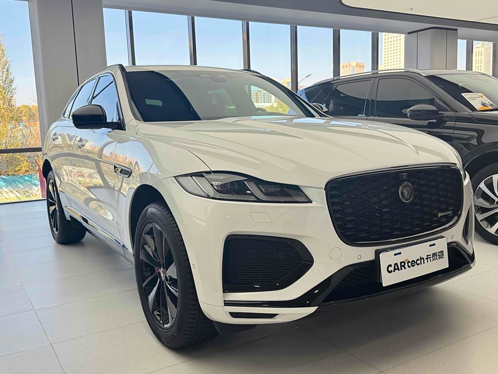 Jaguar F-PACE 2023 P250 R-Dynamic BLACK