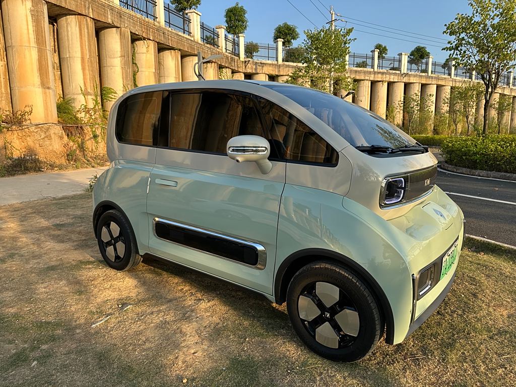 Baojun KiWi EV 2023  BYD YuanЛитиевая батарея