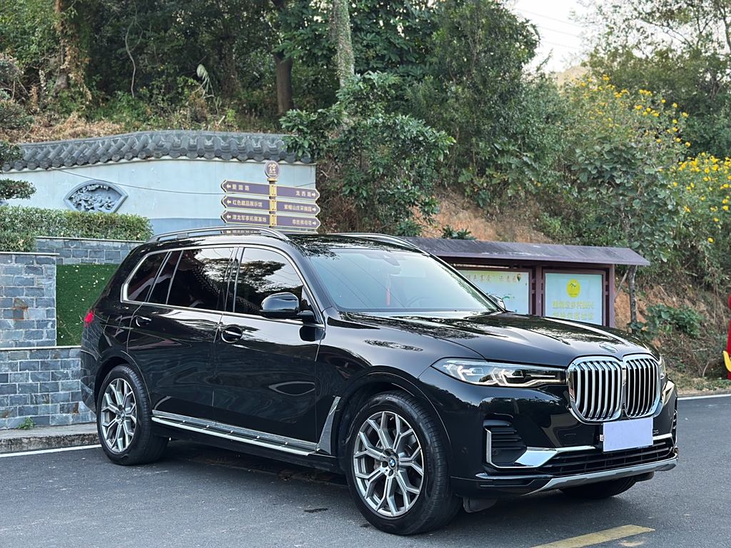 BMW X7 2022 xDrive40i