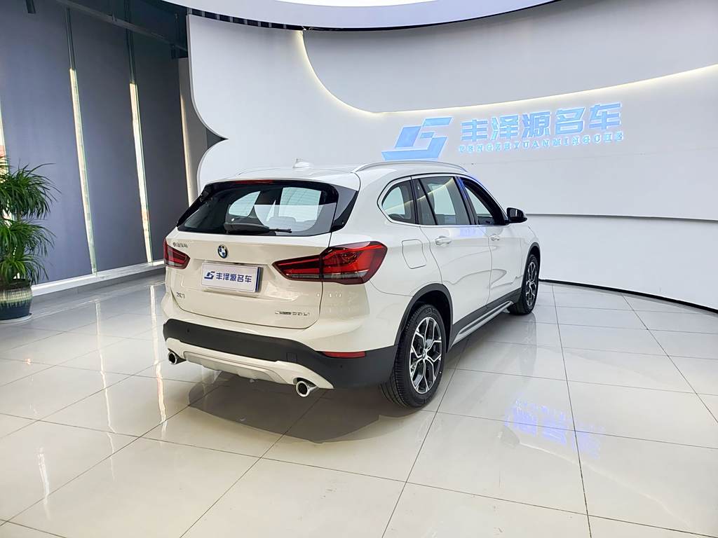 BMW X1 2022 sDrive20Li