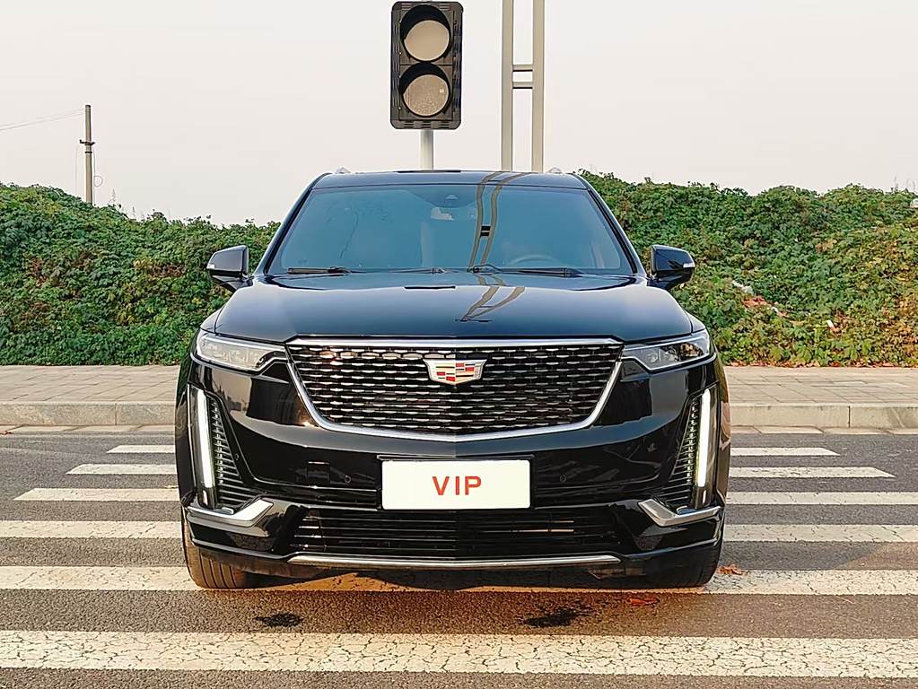 Cadillac XT6 2022 2.0T  Luxury