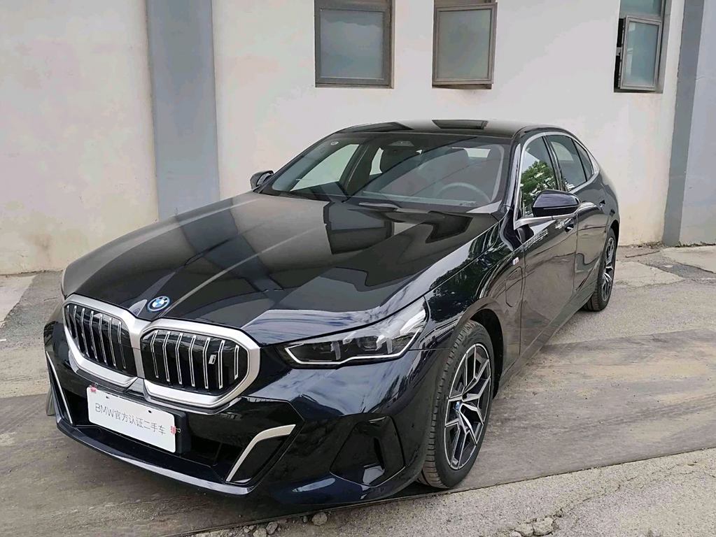 BMW i5 2024 eDrive 35L  M Sport Package