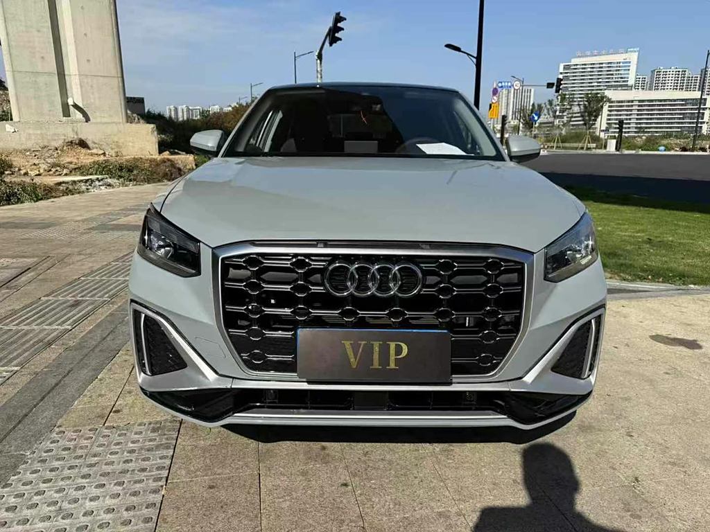 Audi Q2L 2022 35 TFSI