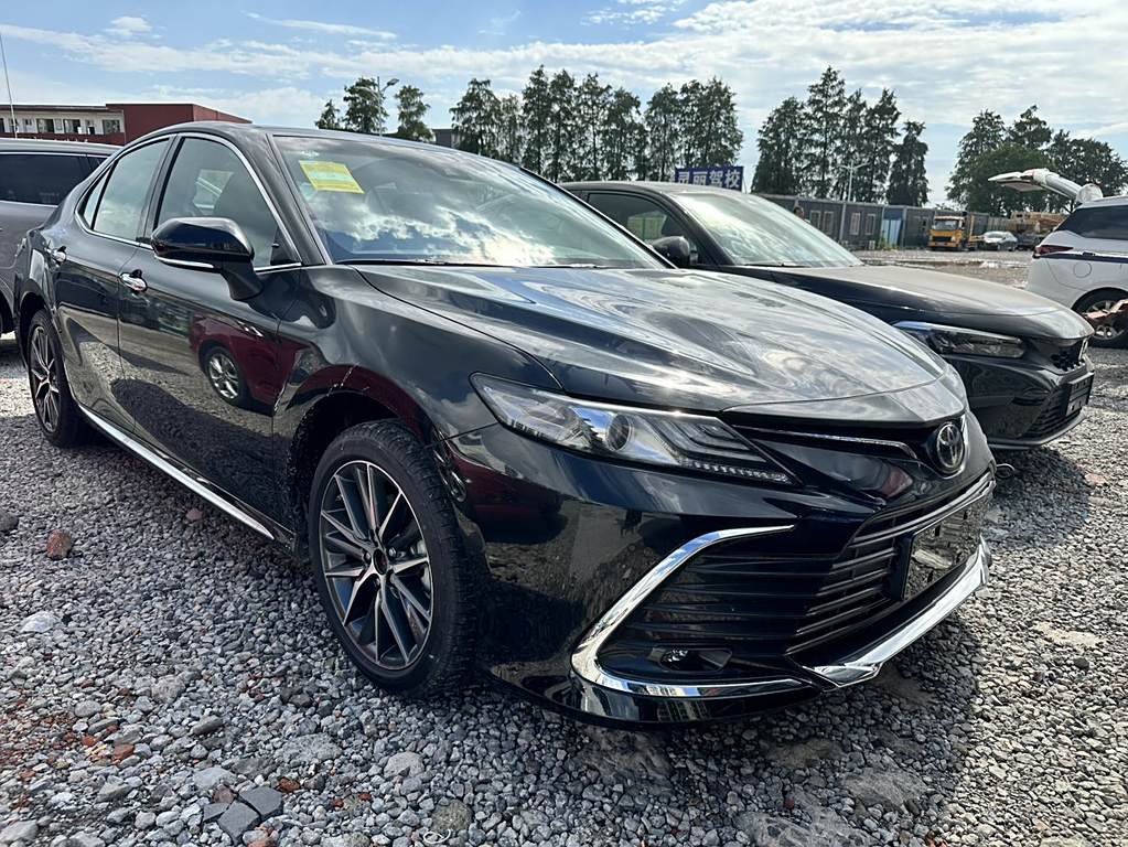 Toyota Camry 2023 2.5G